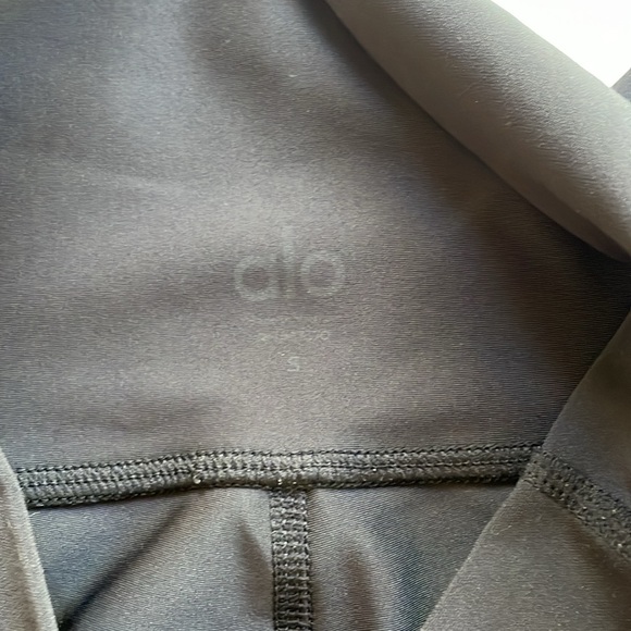 Alo high waist airlift legging 24.5” inseam color black size small - Picture 2 of 4